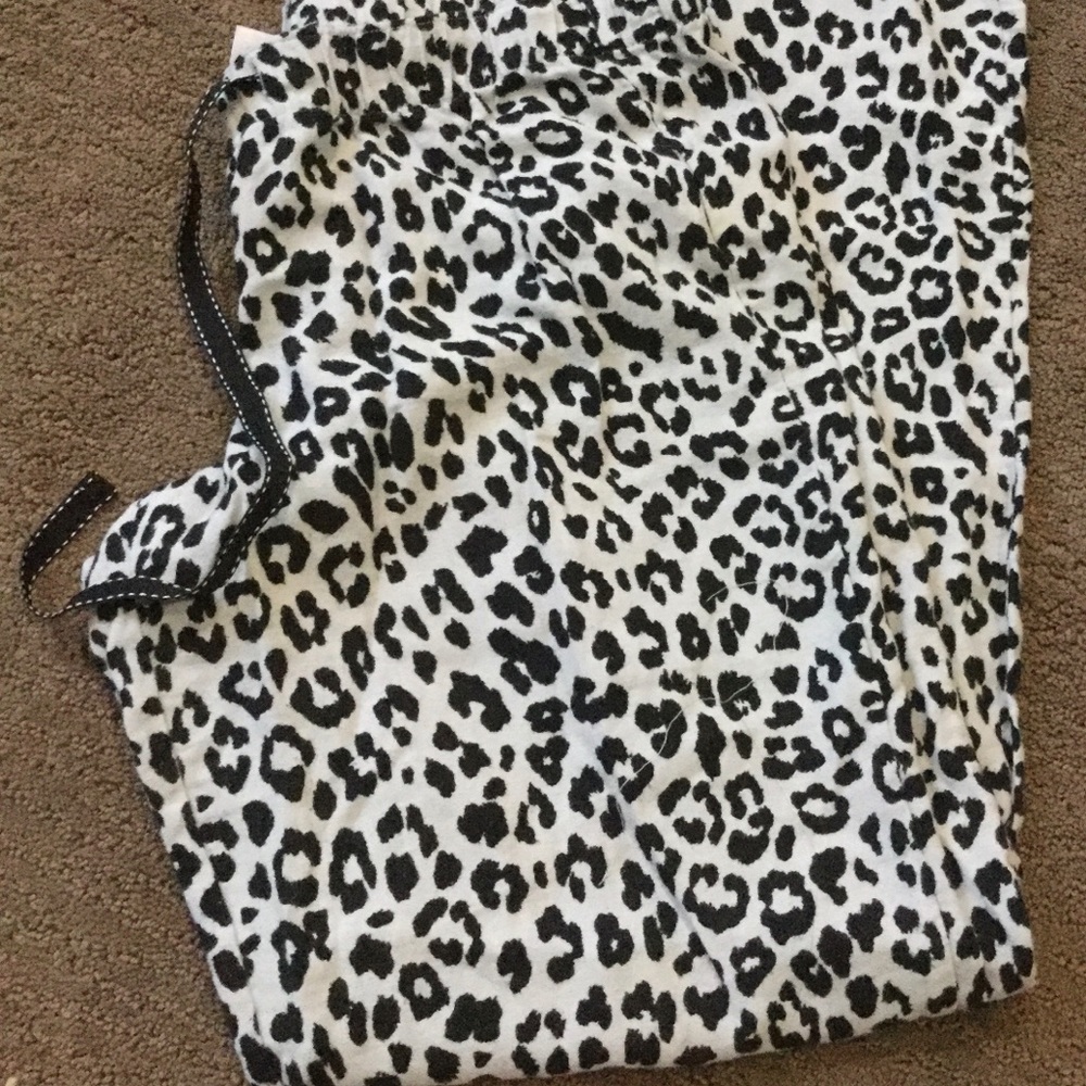 🎁 Leopard Print Comfy Pants
